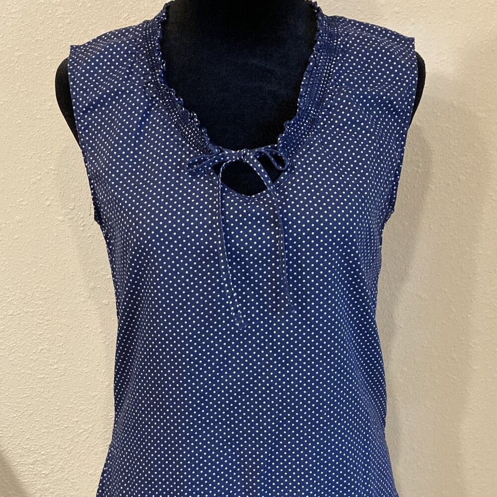 Land's End Sleeveless Top  Smocked Neck Polka Dot Size 6 100% Cotton Bow Closure